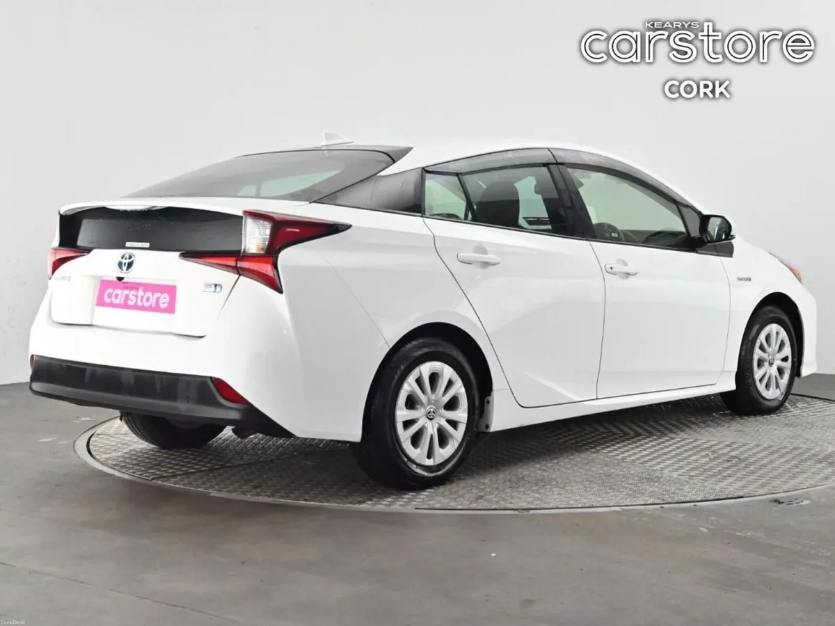 Toyota Prius 1.8 Hybrid Auto - Image 5