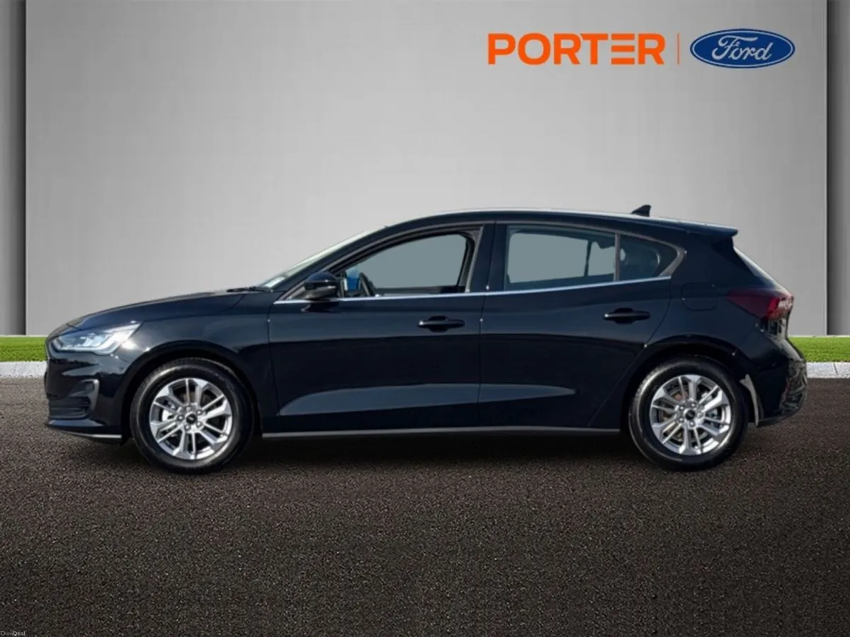 Ford Focus AUTO 155PS 1.0 TITANIUM *WINTER PACK* - Image 6