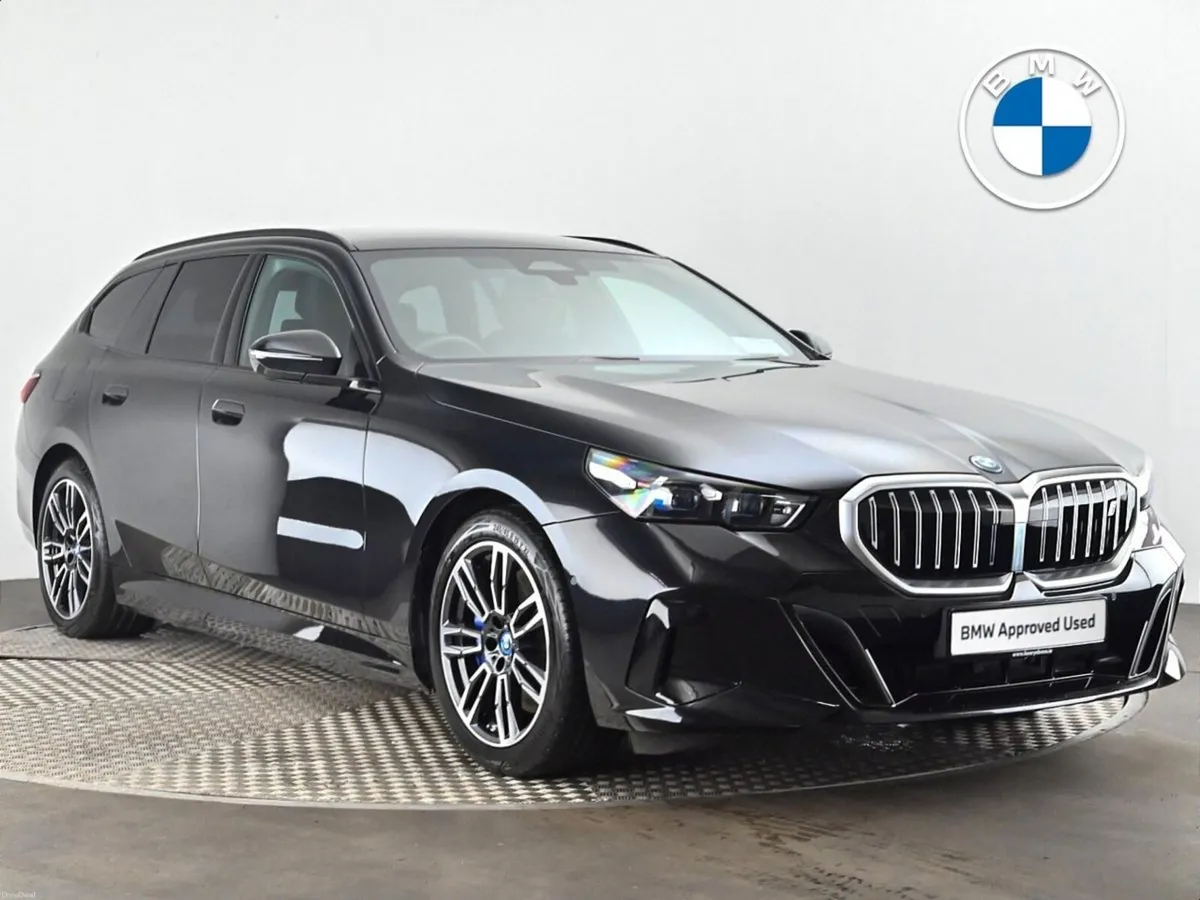 BMW i5 eDrive40 M Sport Touring - Image 1