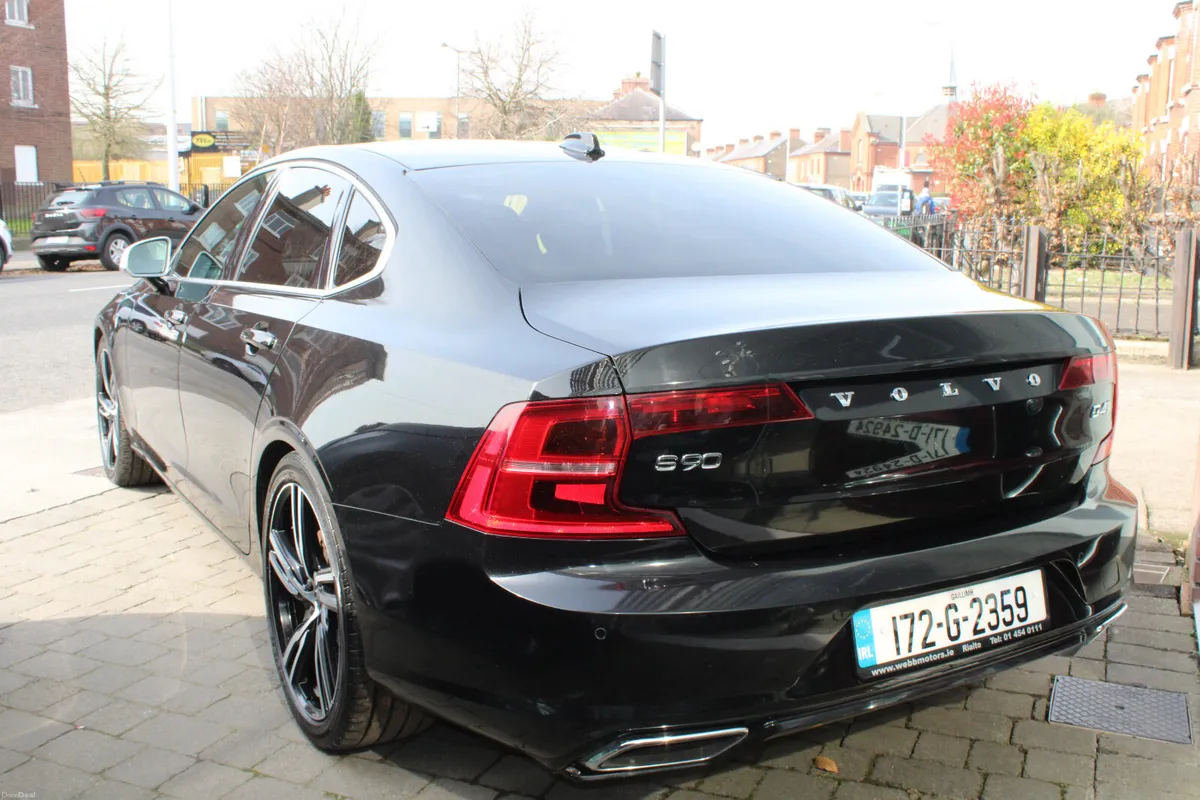 Volvo S90 R-DESIGN PRO AUTOMATIC 190BHP - Image 4