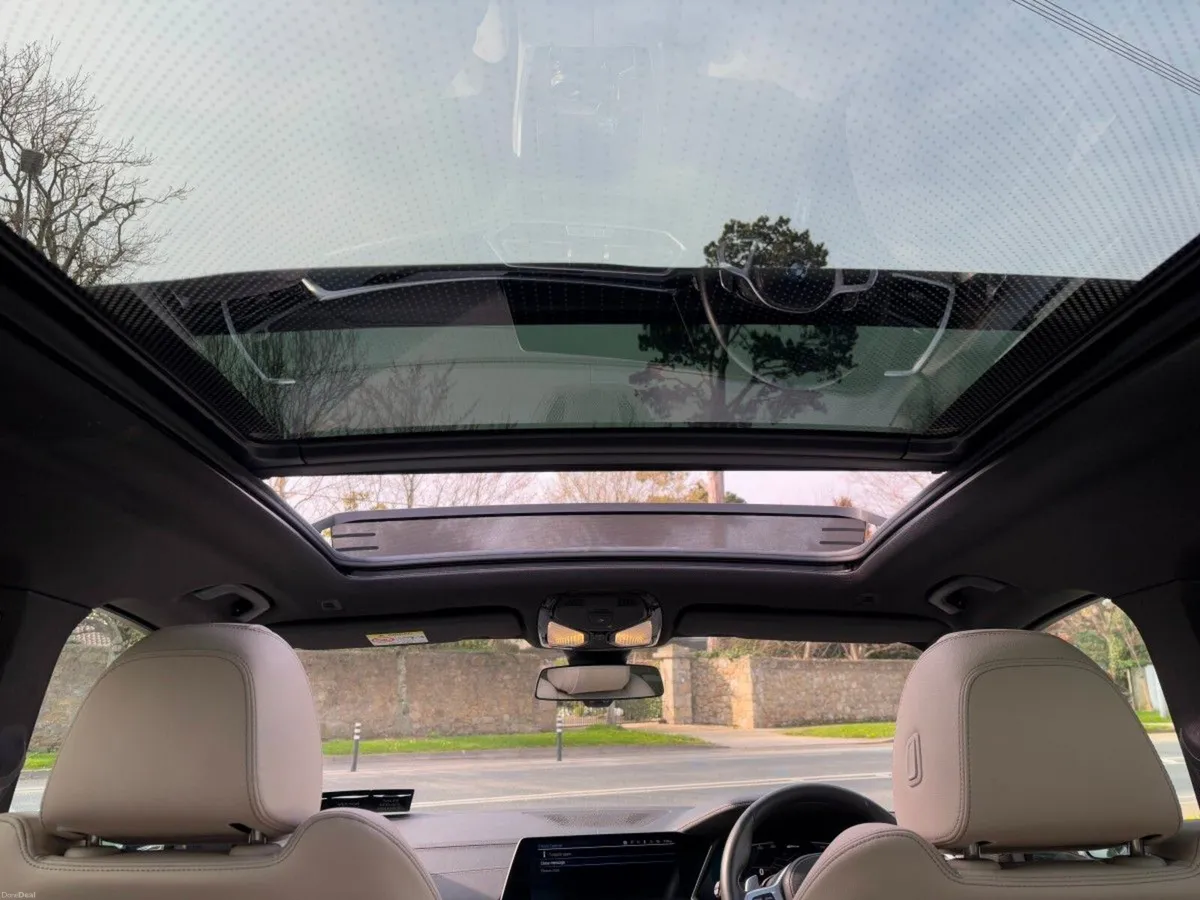 BMW X5 XDRIVE 45E MSPORT SUNROOF HUGE SPEC - Image 3