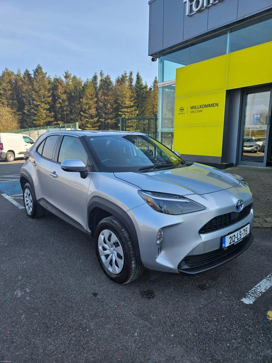 Toyota Yaris Cross 2021 1.5L Petrol Hydrid - Image 2