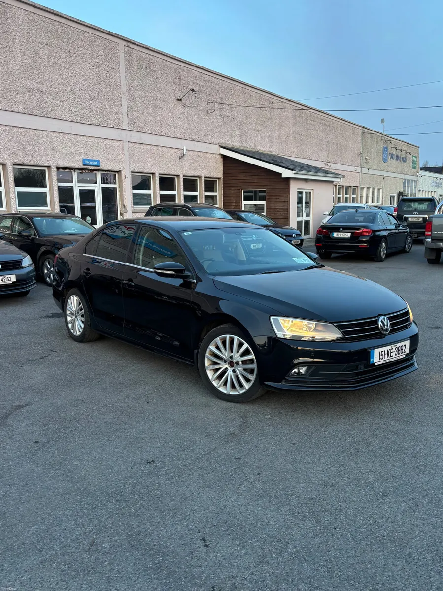 2015 Volkswagen Jetta 2.0 TDI Highline - Image 1
