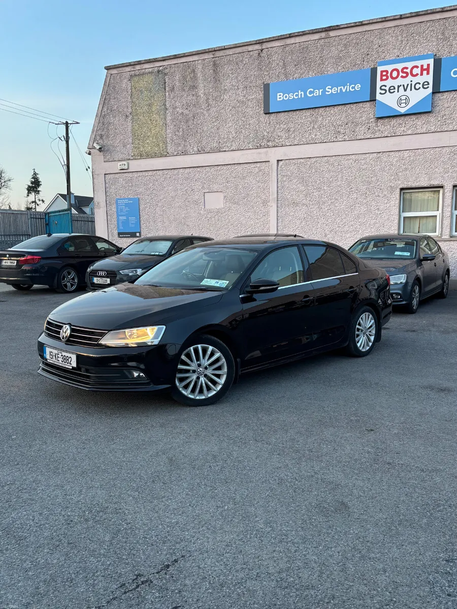 2015 Volkswagen Jetta 2.0 TDI Highline - Image 3