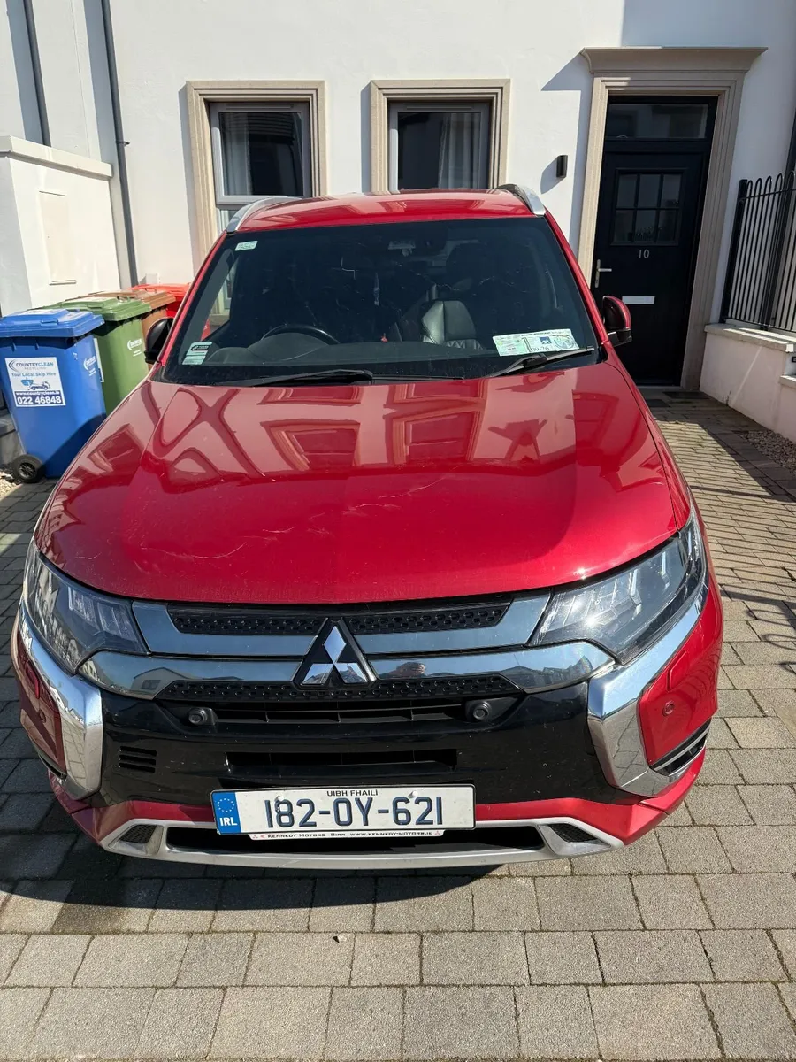 2018 Mitsubishi Outlander 2.4 Petrol Plug-in Hybri - Image 4