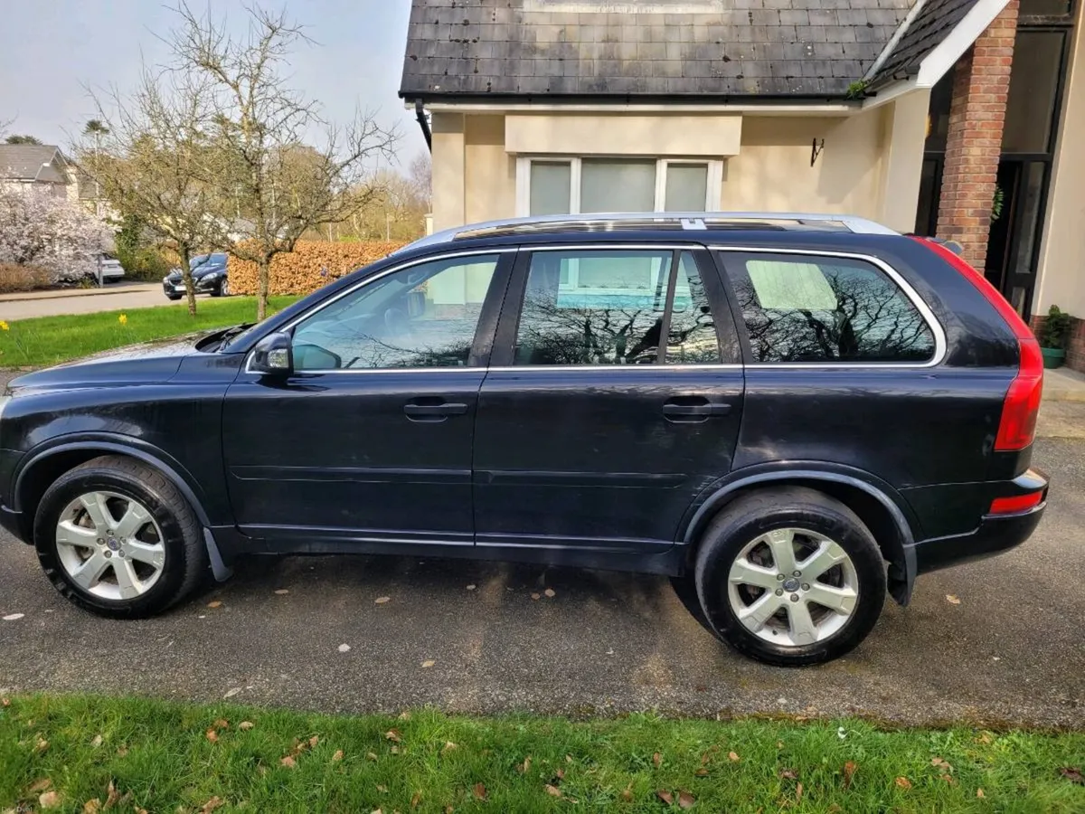 Volvo XC90 - Image 4