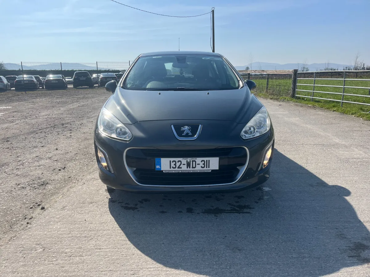 Peugeot 308 2013 - Image 2