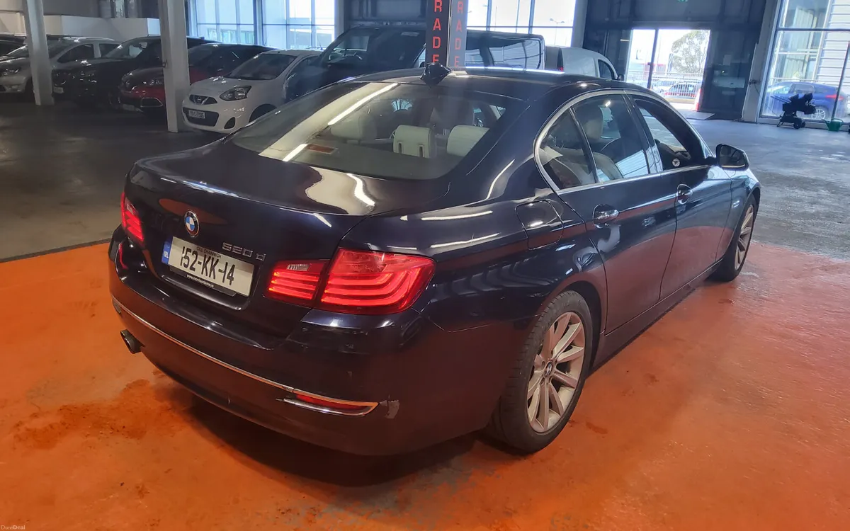 BMW 5-Series 2015 - Image 3
