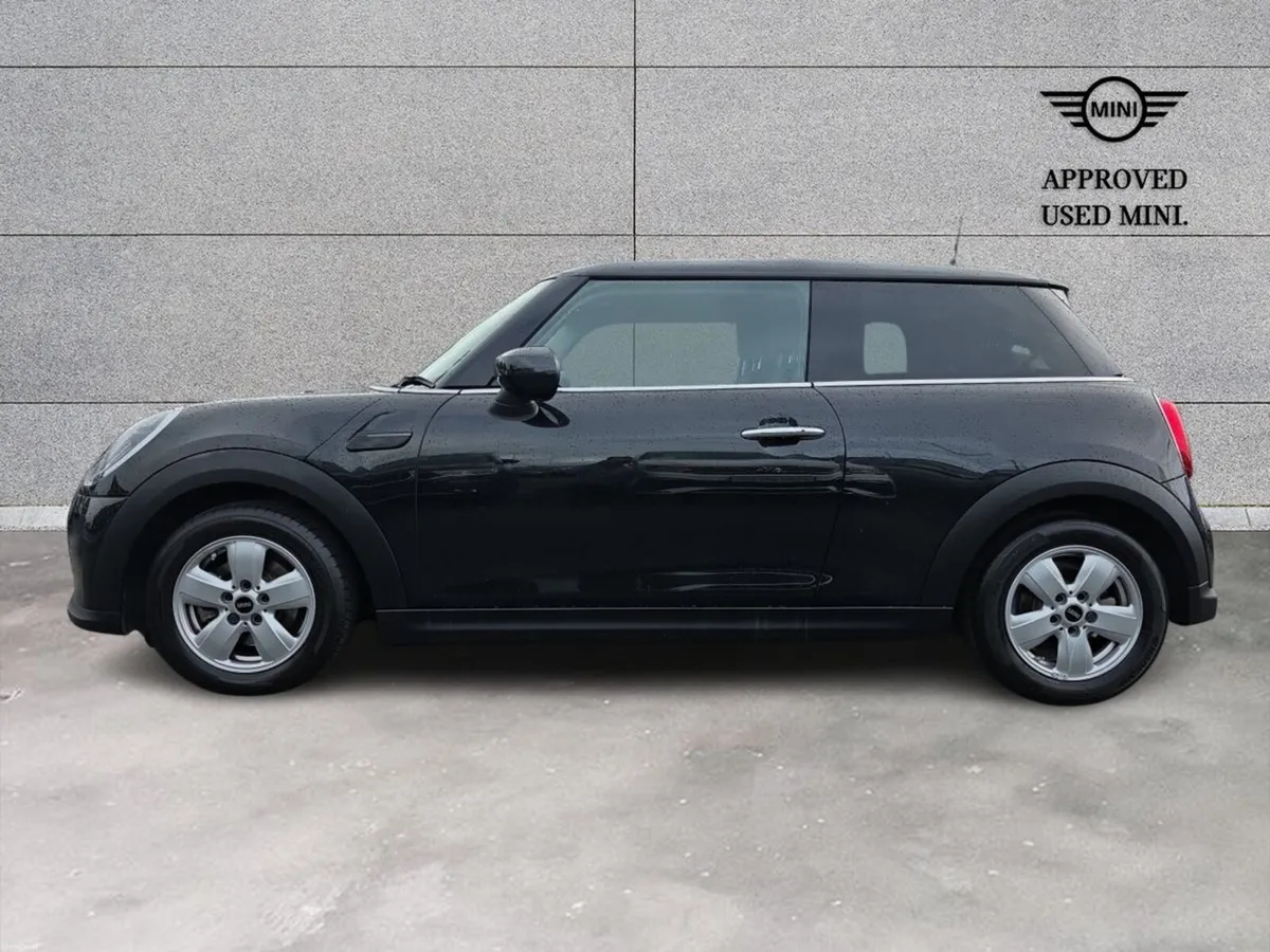 Mini Cooper 3-Door Cooper Classic - Image 3