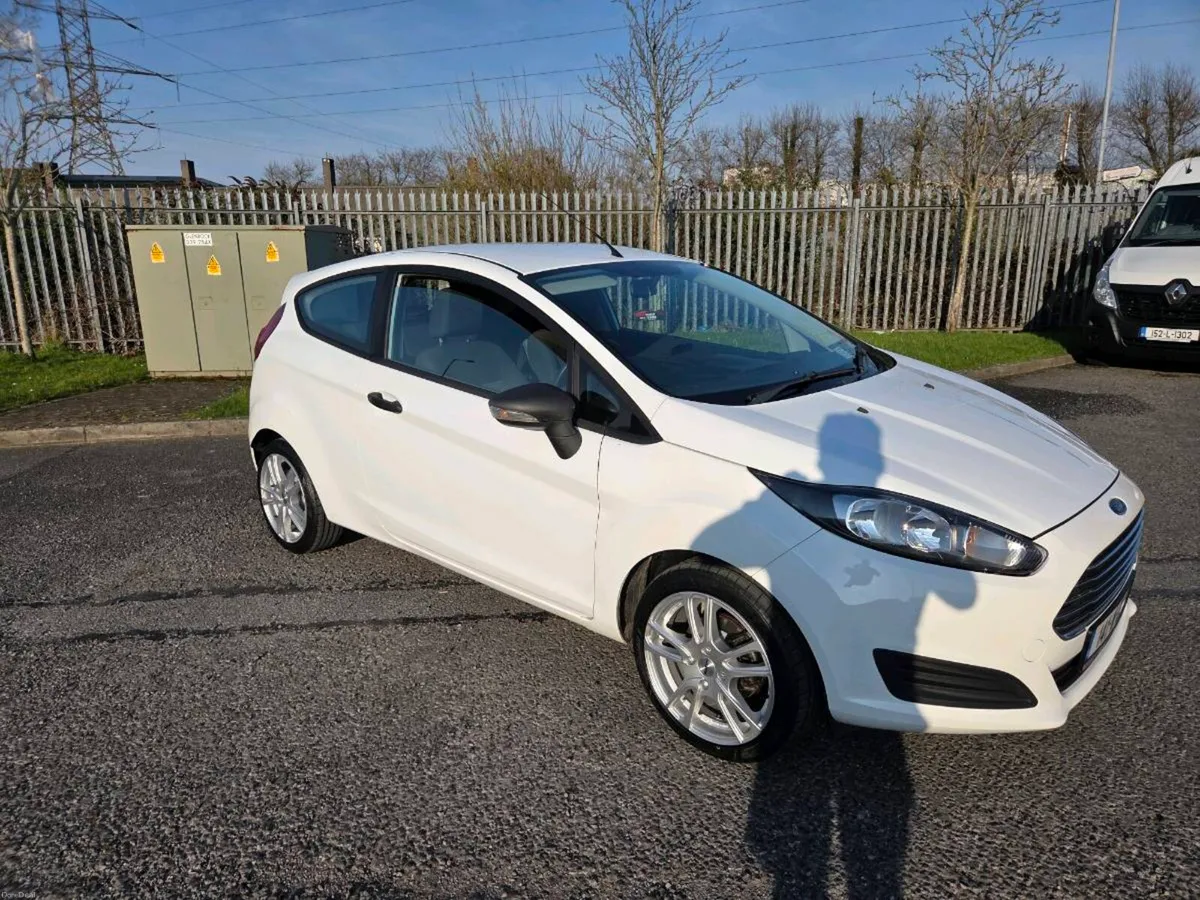 2014 1.25 Ford Fiesta - Image 2