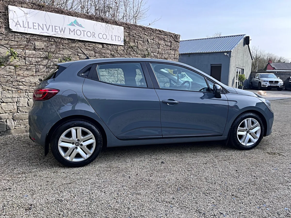 2022 Renault Clio Dynamique 1.0 Ptl Only 6k Kms - Image 4