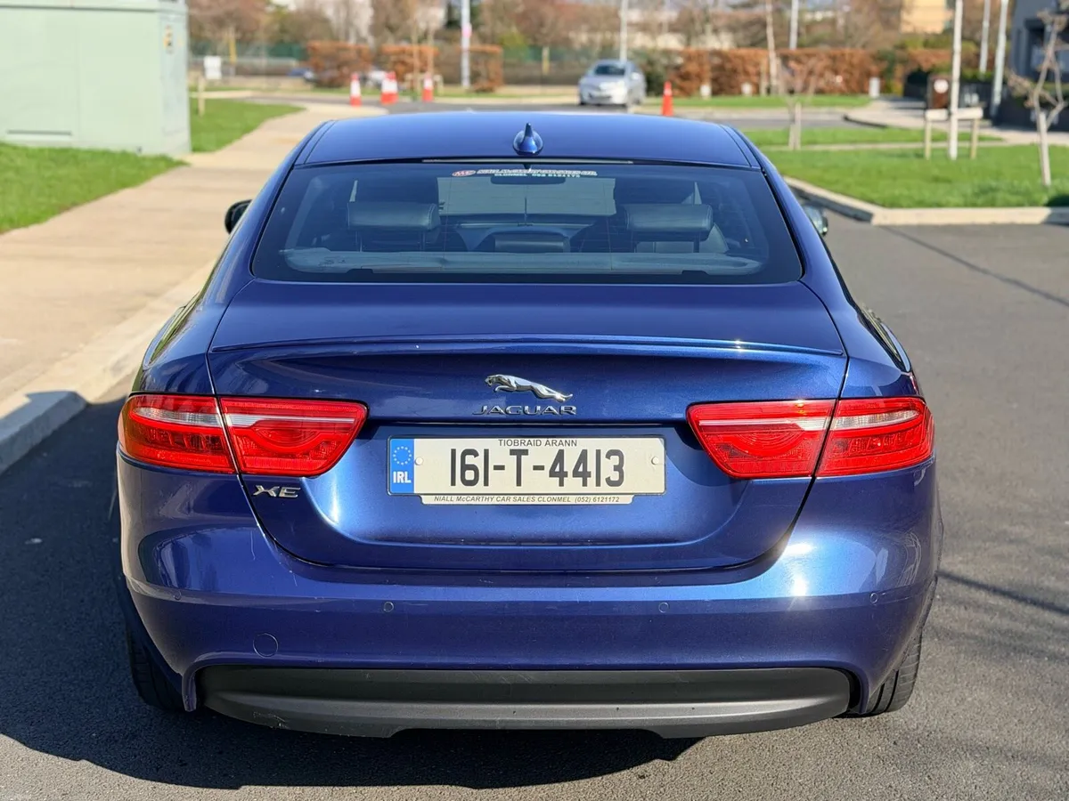 Jaguar XE 180hp - Image 4