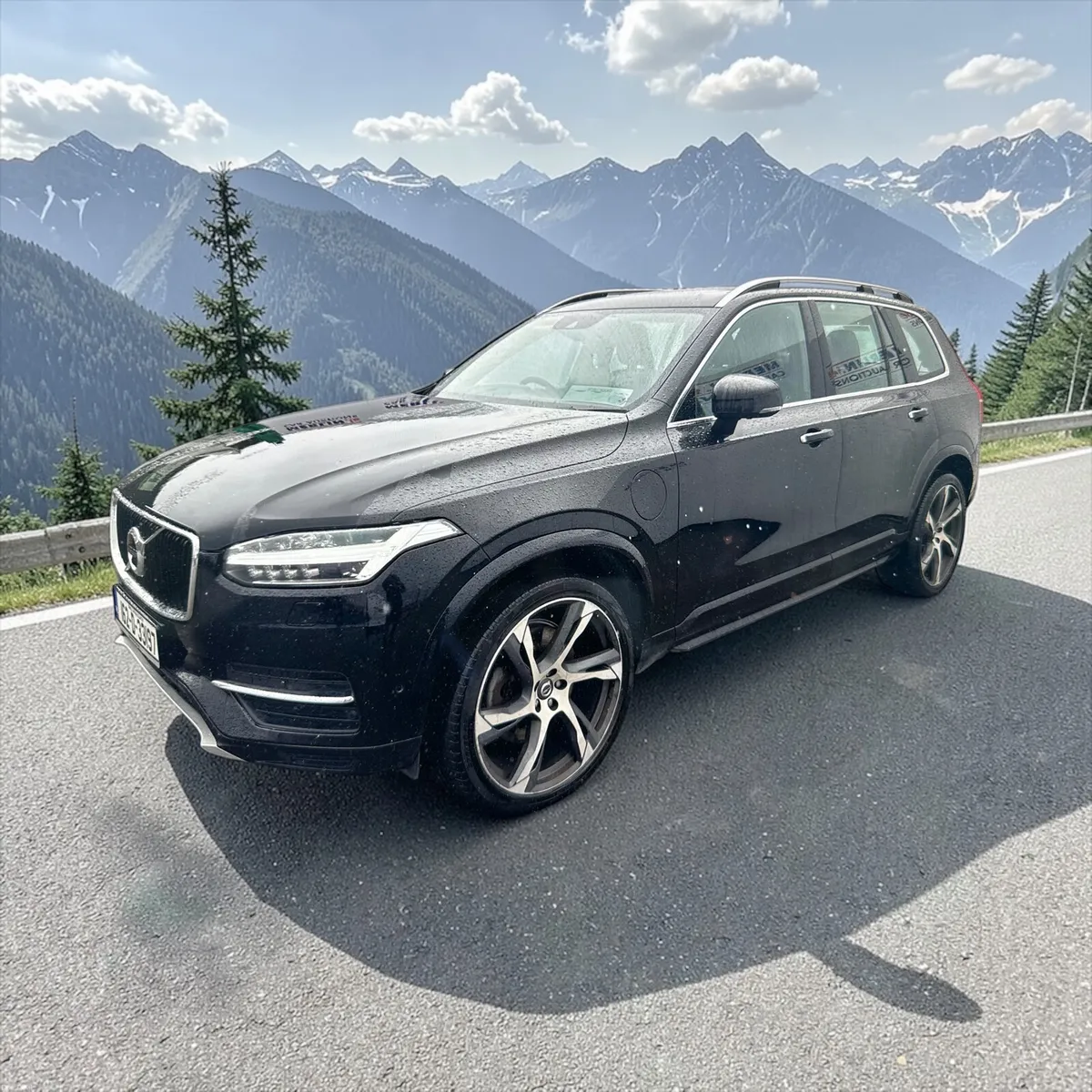 Volvo XC90 T8 (407hp) PHEV Momentum Geartronic - Image 3