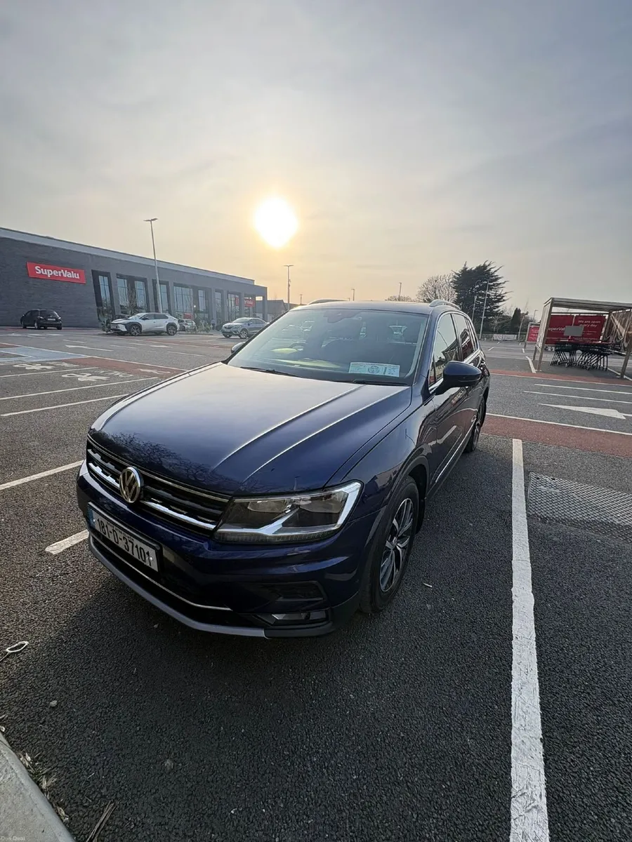 Volkswagen Tiguan 2018 - Image 2