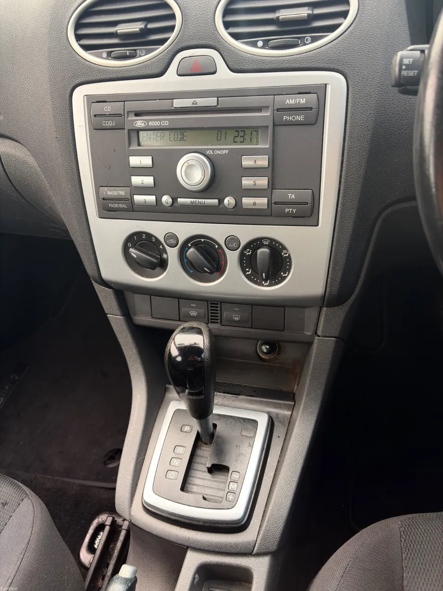 Ford Focus 2005 1.6 Petrol Automatic new nct 5/27 - Image 3