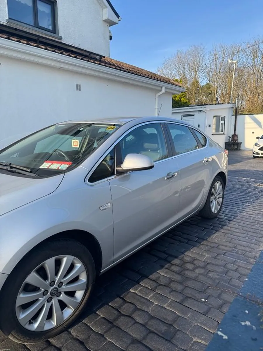 2013 Opel Astra - Image 4