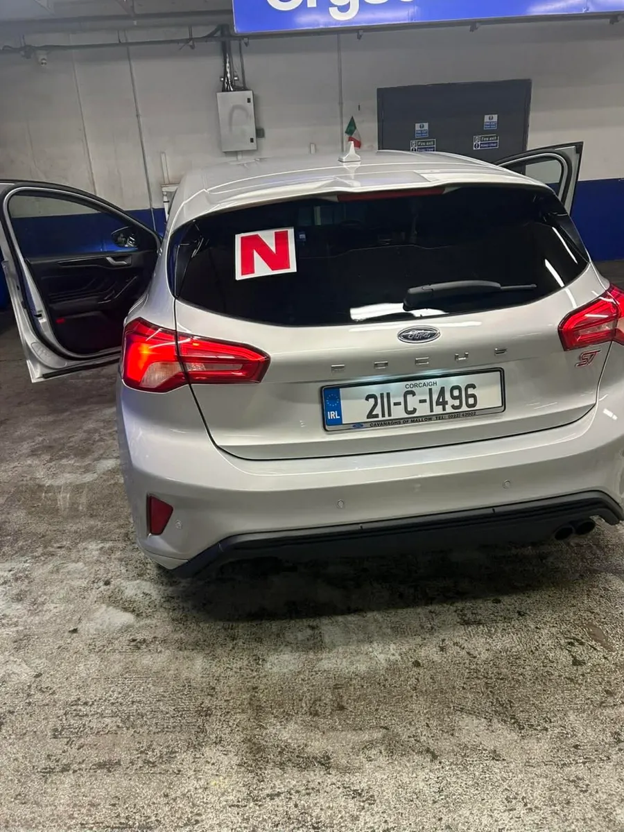 Ford focus 2021 Stline - Image 3