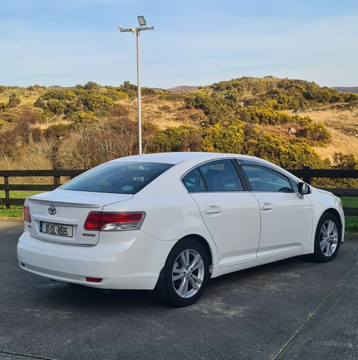 2010 Toyota Avensis D4D - Image 4