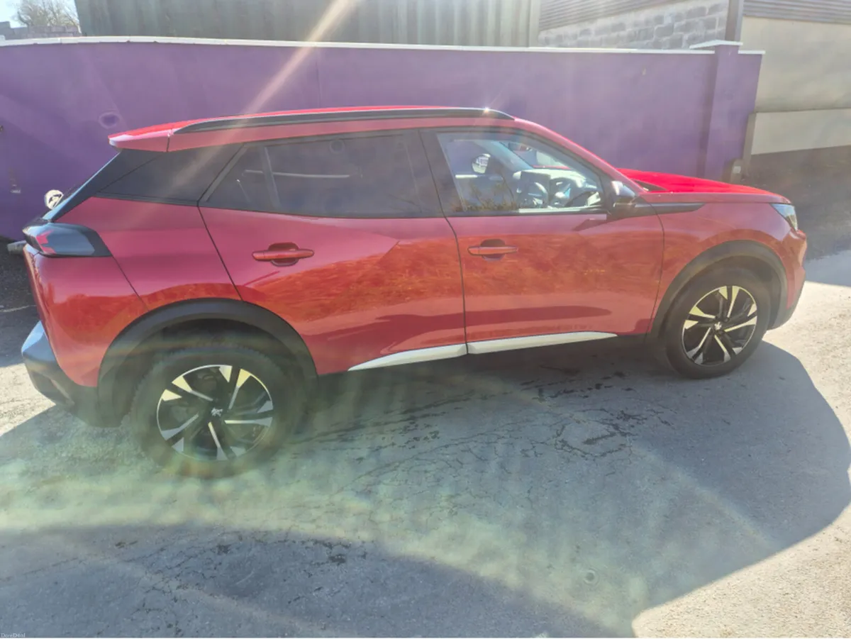 Peugeot 2008 ALLURE PREMIUM + B-H BLUEHDI PLUS S/S - Image 2