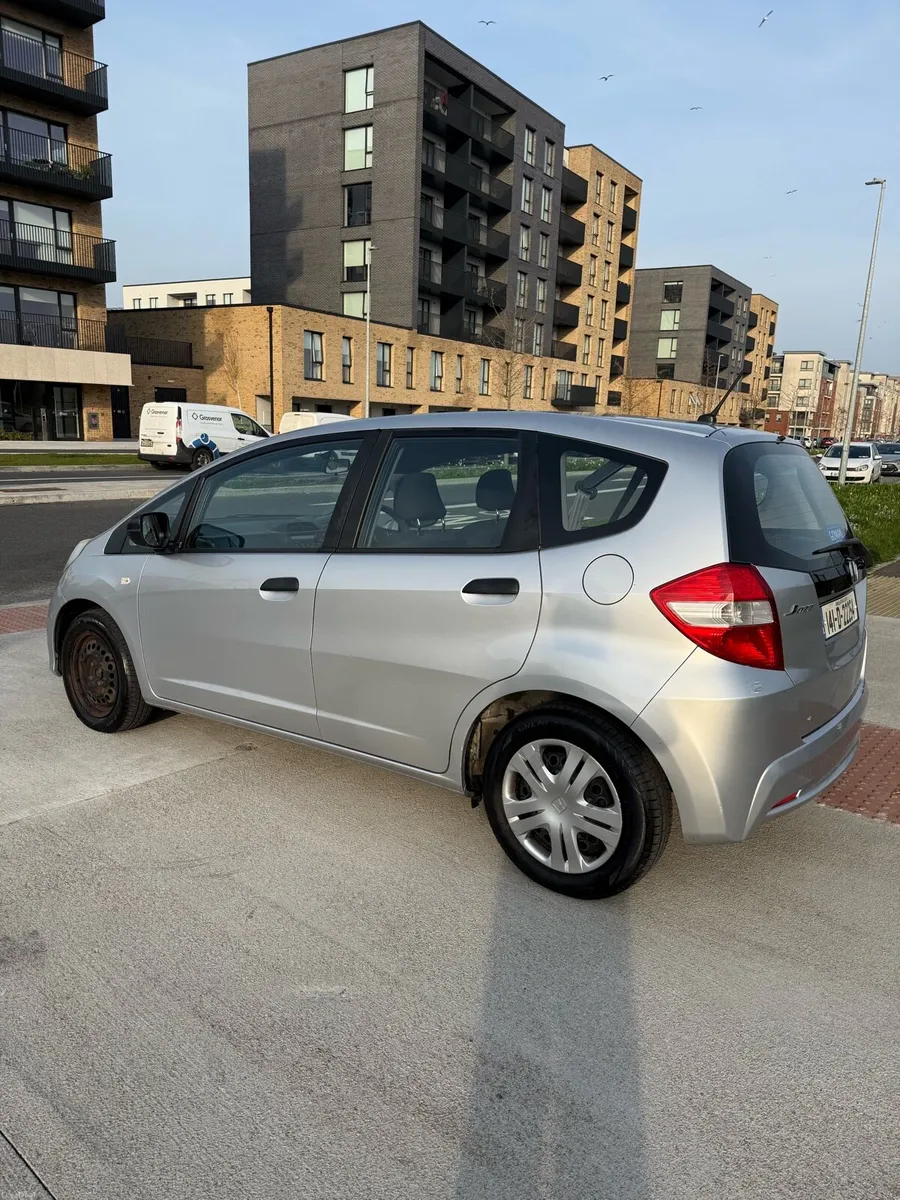 Honda jazz 1.2 petrol Nct 8/26 Tax 5/26 - Image 4