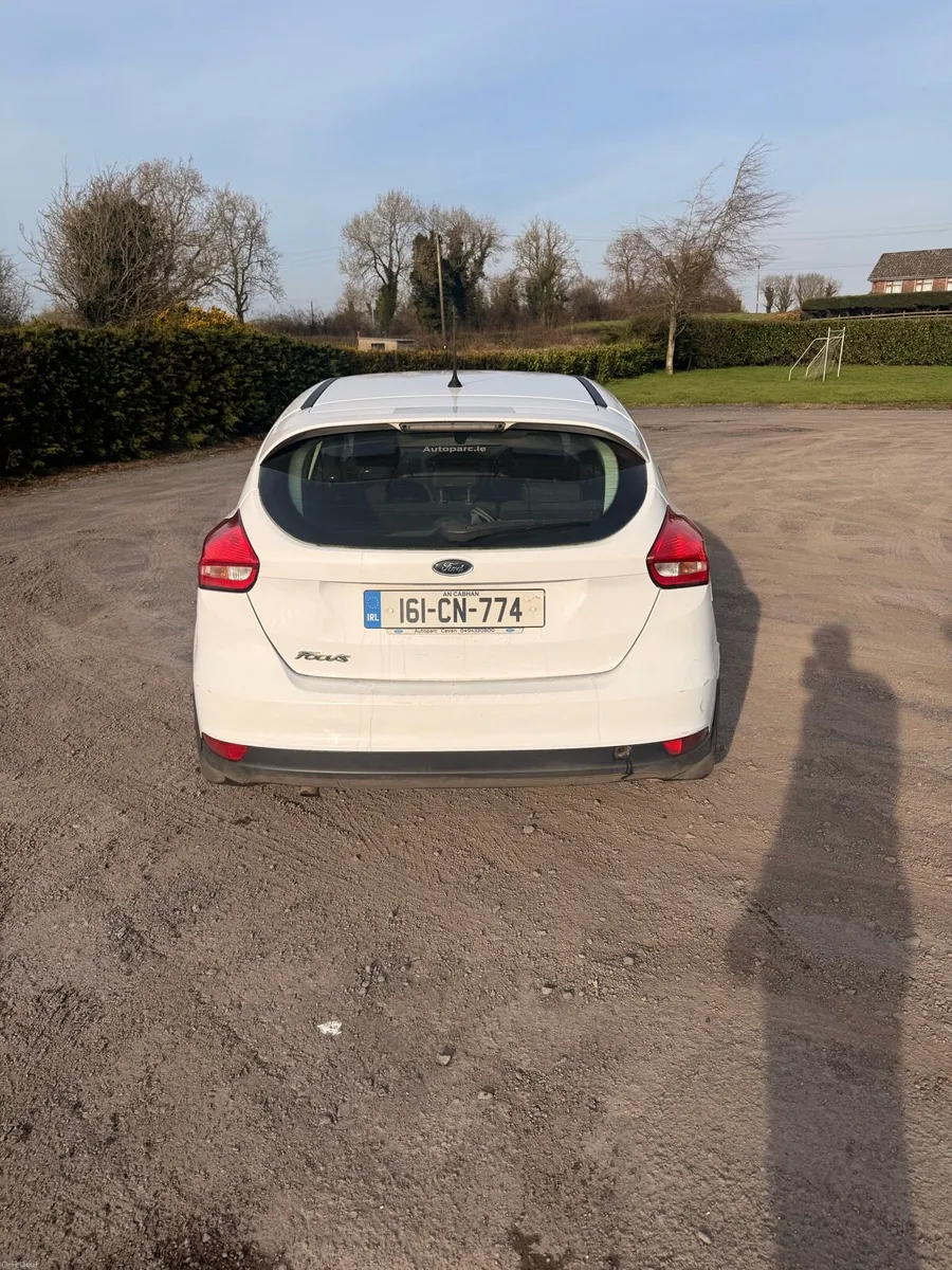 Ford Focus 1.5 Zetec - Image 2