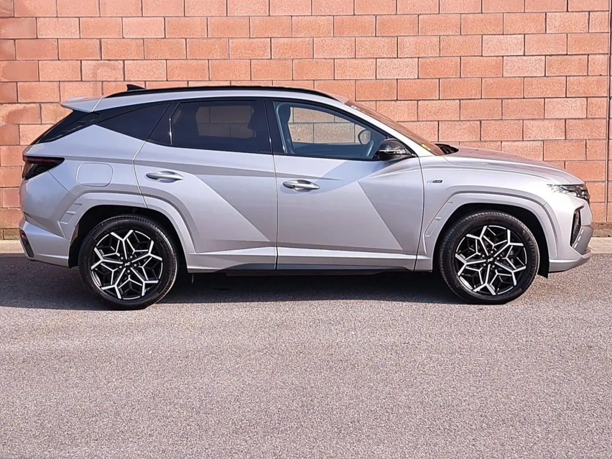 Hyundai Tucson 4 Wheel Drive N-Line Model Plug in - Image 4
