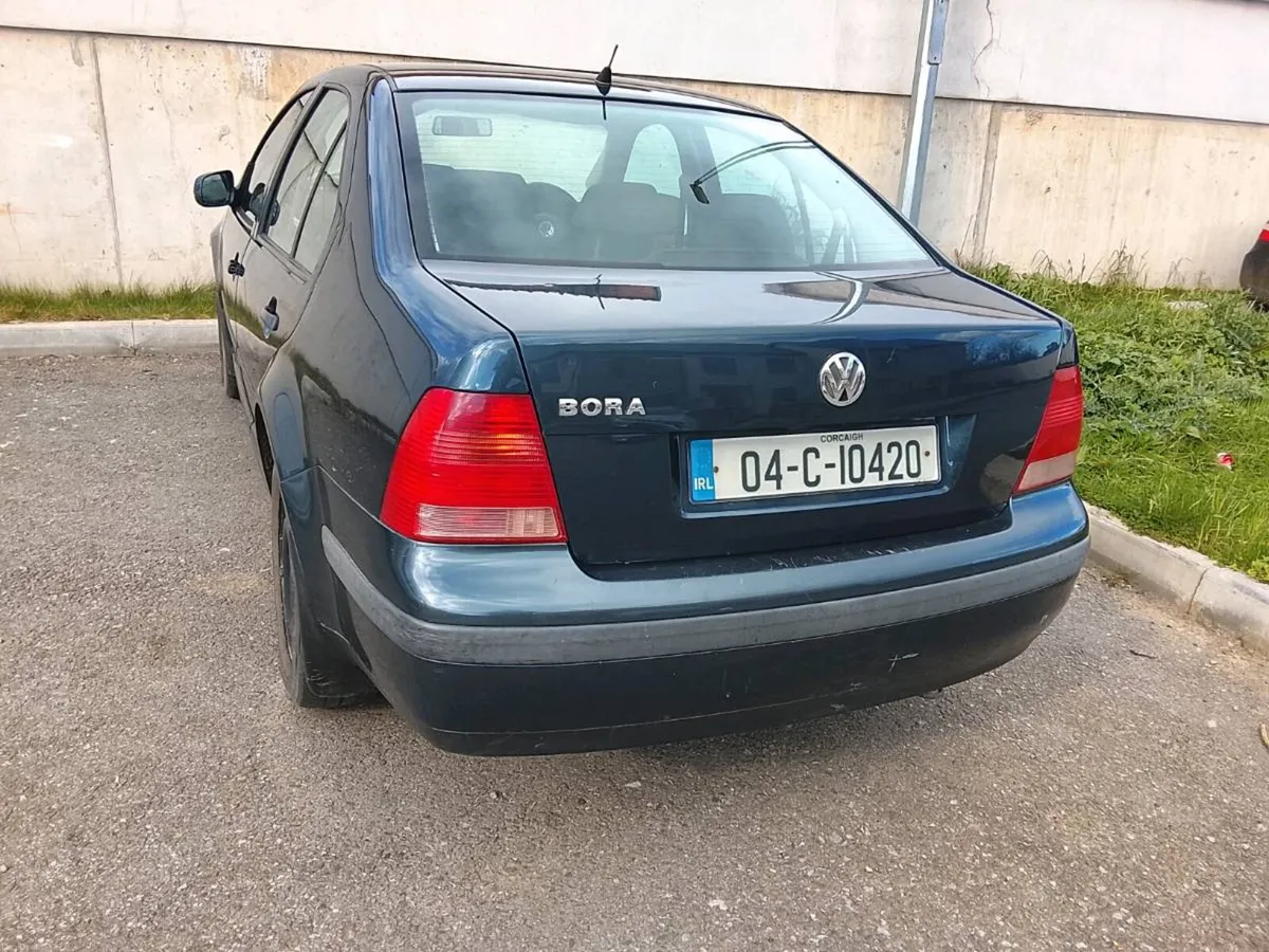 VW BORA 2004 1.4 - Image 1