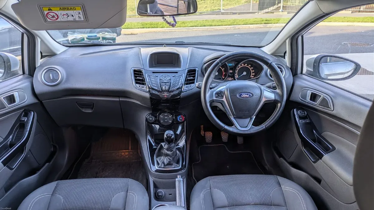 Ford Fiesta 2017 - Image 3