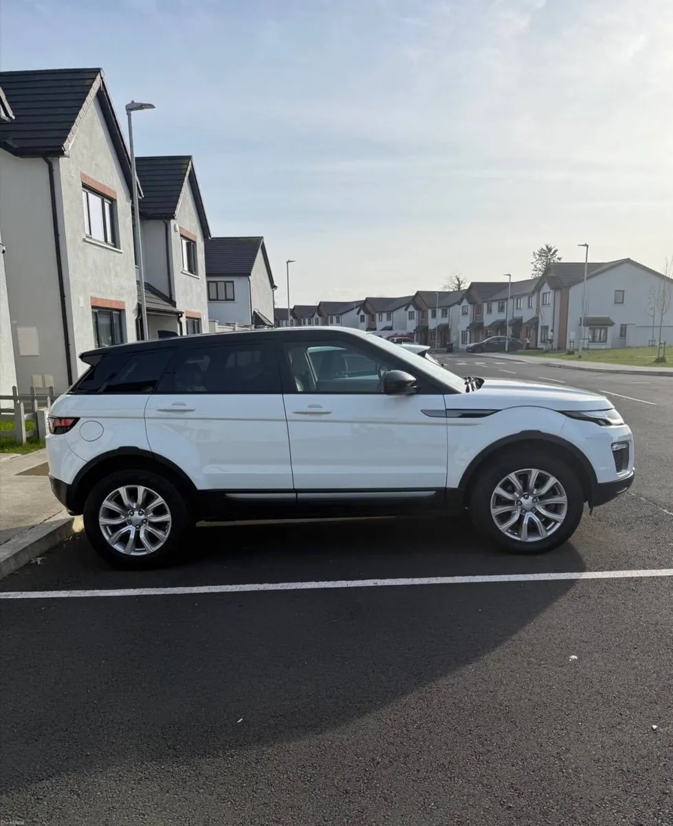 🔥Range Rover Evoque🔥Low mileage 🔥Brand New 🔥 - Image 5
