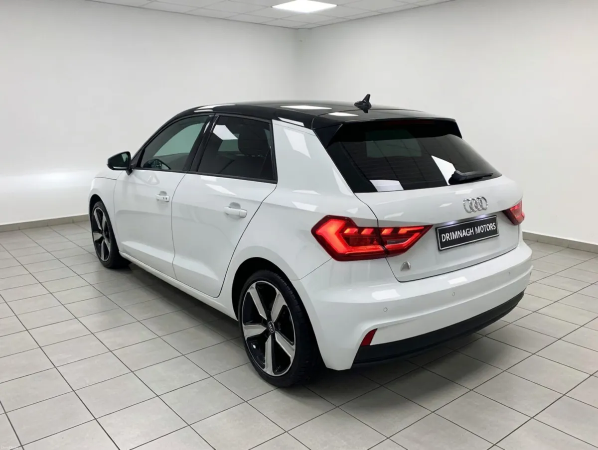 AUDI A1 1.0 TFSI SE AUTO WITH UPGRADED ALLOYS - Image 4