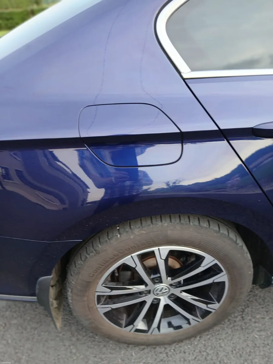 Volkswagen Passat 2019 - Image 4