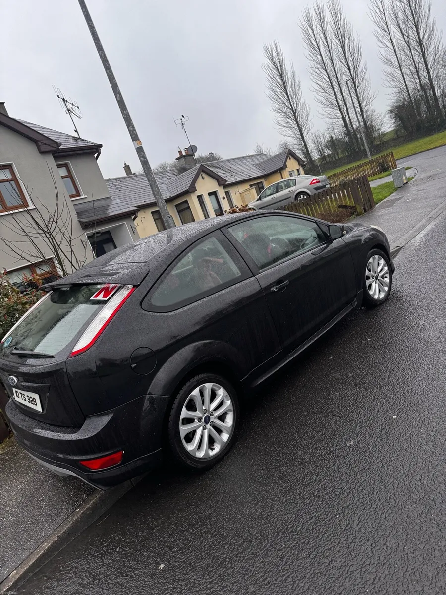 Ford focus - Image 2