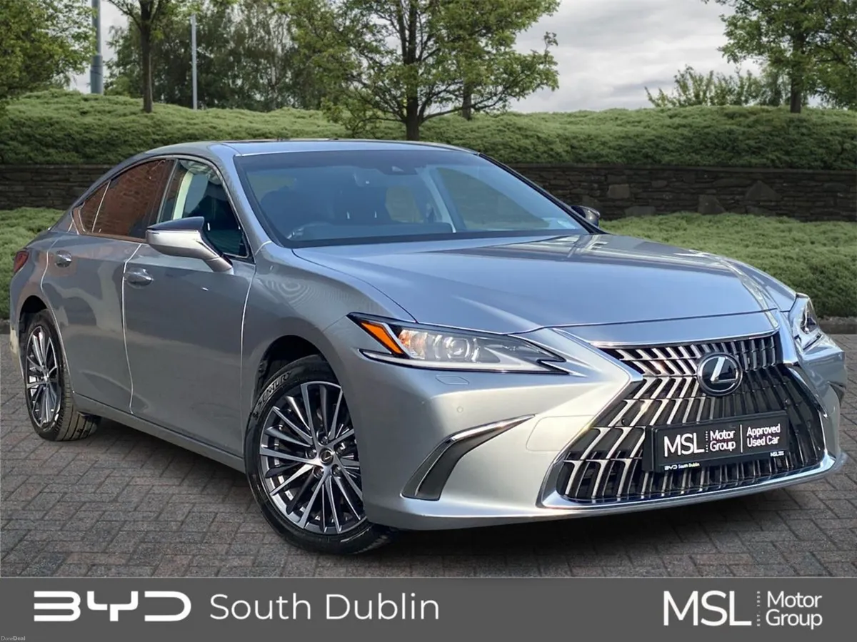 Lexus ES ES300h Dynamic - Image 3