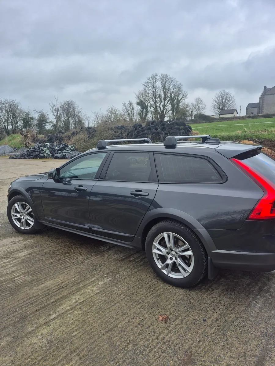 Volvo V90  cross country 2.0l D5 engine AWD - Image 1