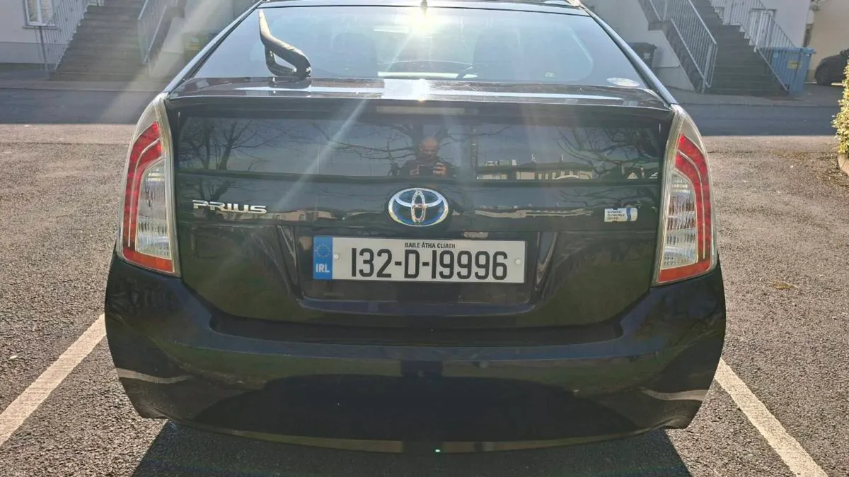 131 toyota prius hybrid - Image 4