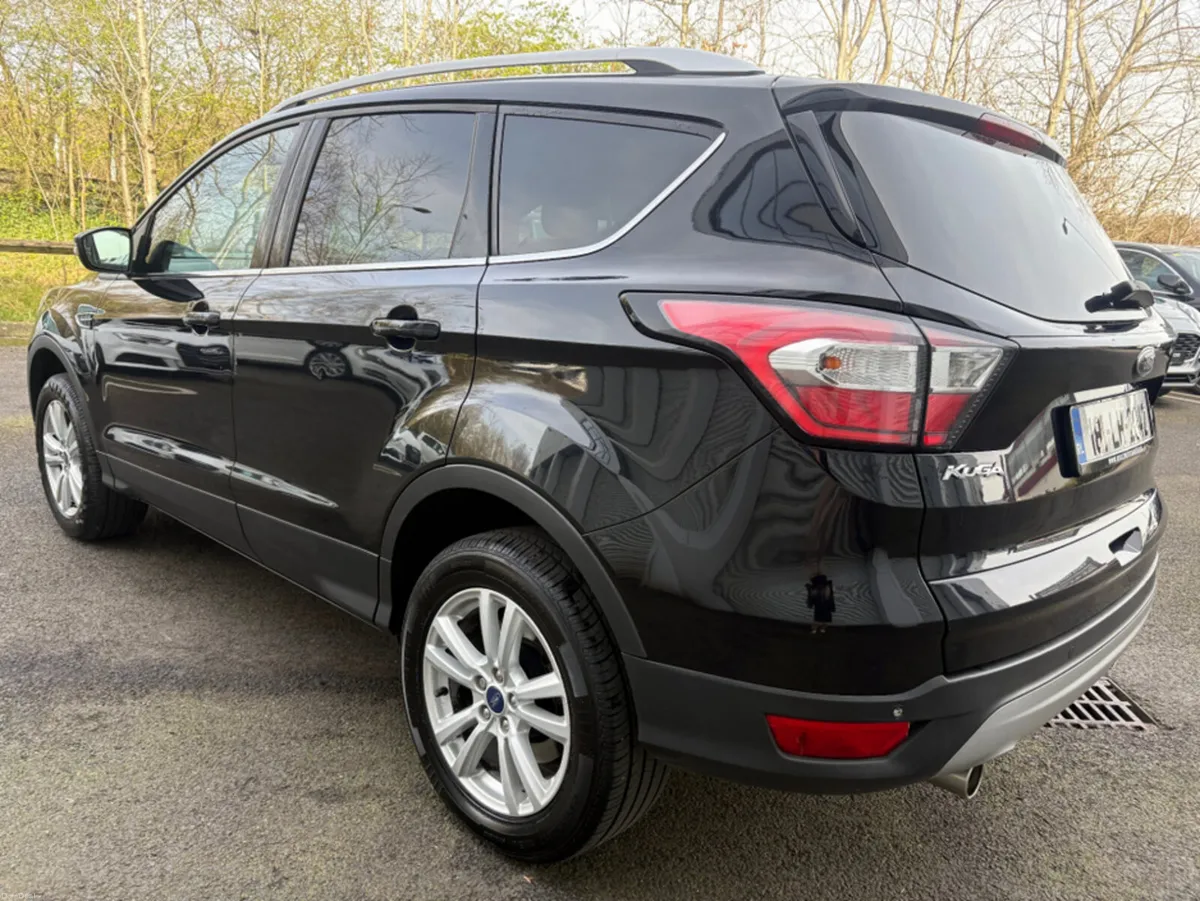 Ford Kuga 1.5 DIESEL ZETEC - Image 5