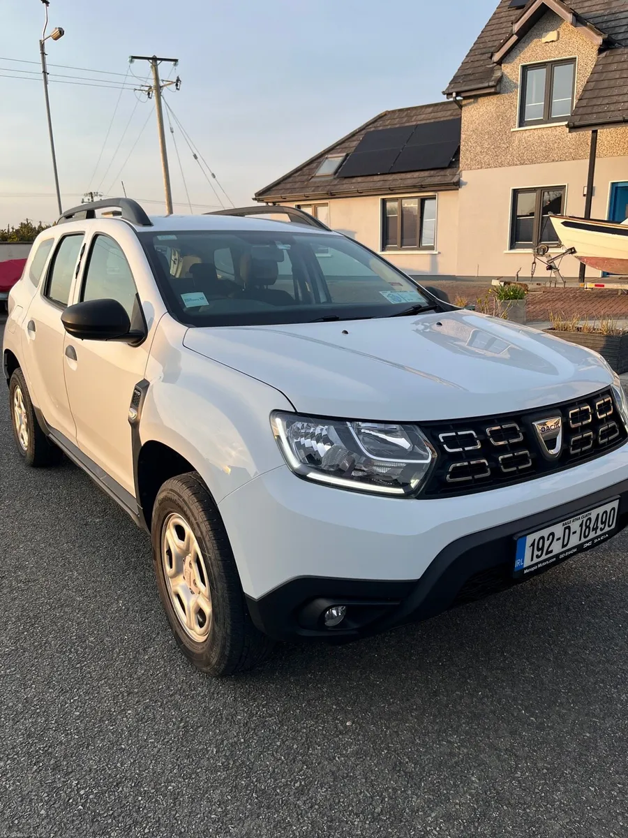 Dacia Duster Essential SCE 115 4WD - Image 2