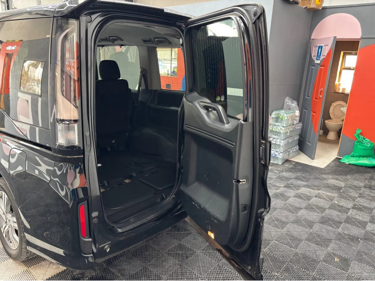 Honda Stepwagon €25950! 2021 Honda Stepwagon Hybri - Image 6