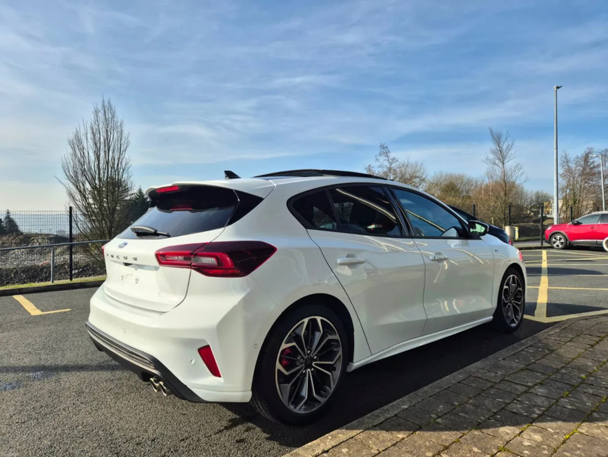 Ford Focus ST-LINE X 1.0 125PS - Image 3