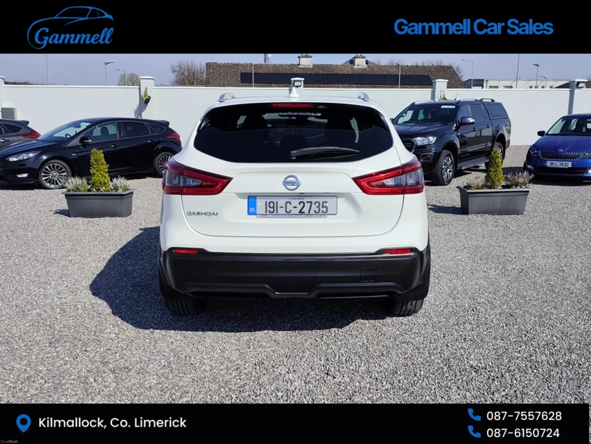 Nissan Qashqai 1.5 SV 18 4DR - Image 3
