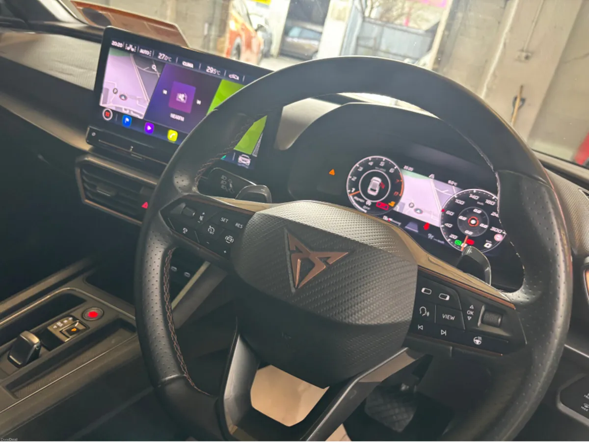 Cupra Leon 1.5 ETSI 150HP DSG 5DR AUTO - Image 4