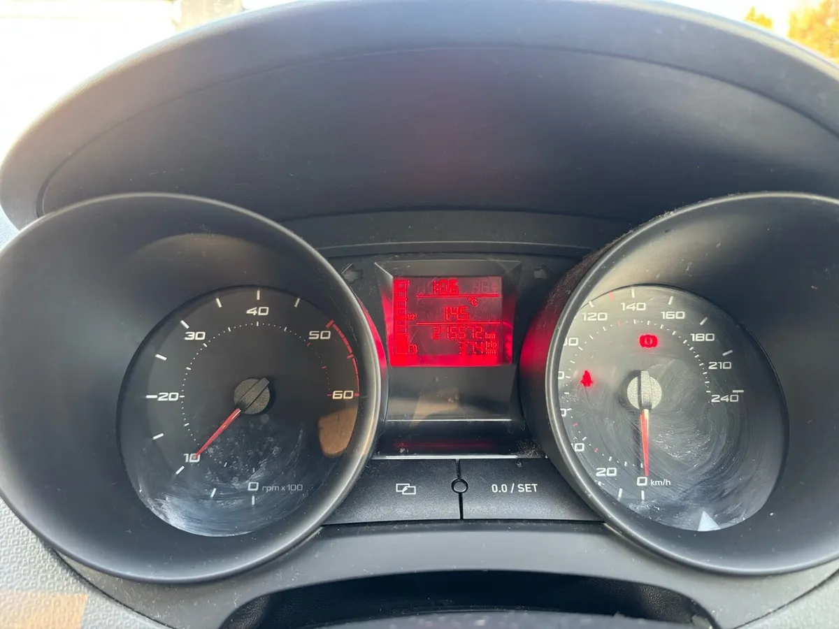 2012 SEAT IBIZA - Image 4