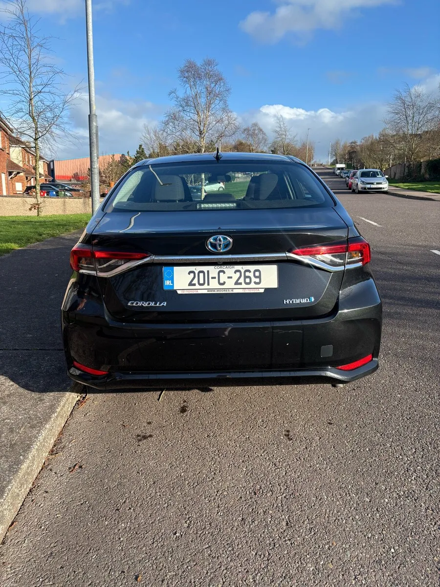 2020 Toyota Corolla hybrid - Image 2