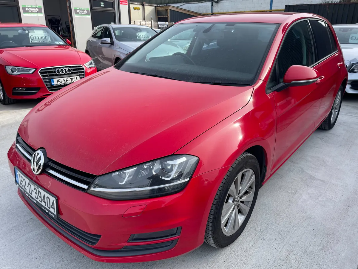 152 Volkswagen Golf 1.2 TSI Automatic 5dr Model - Image 3