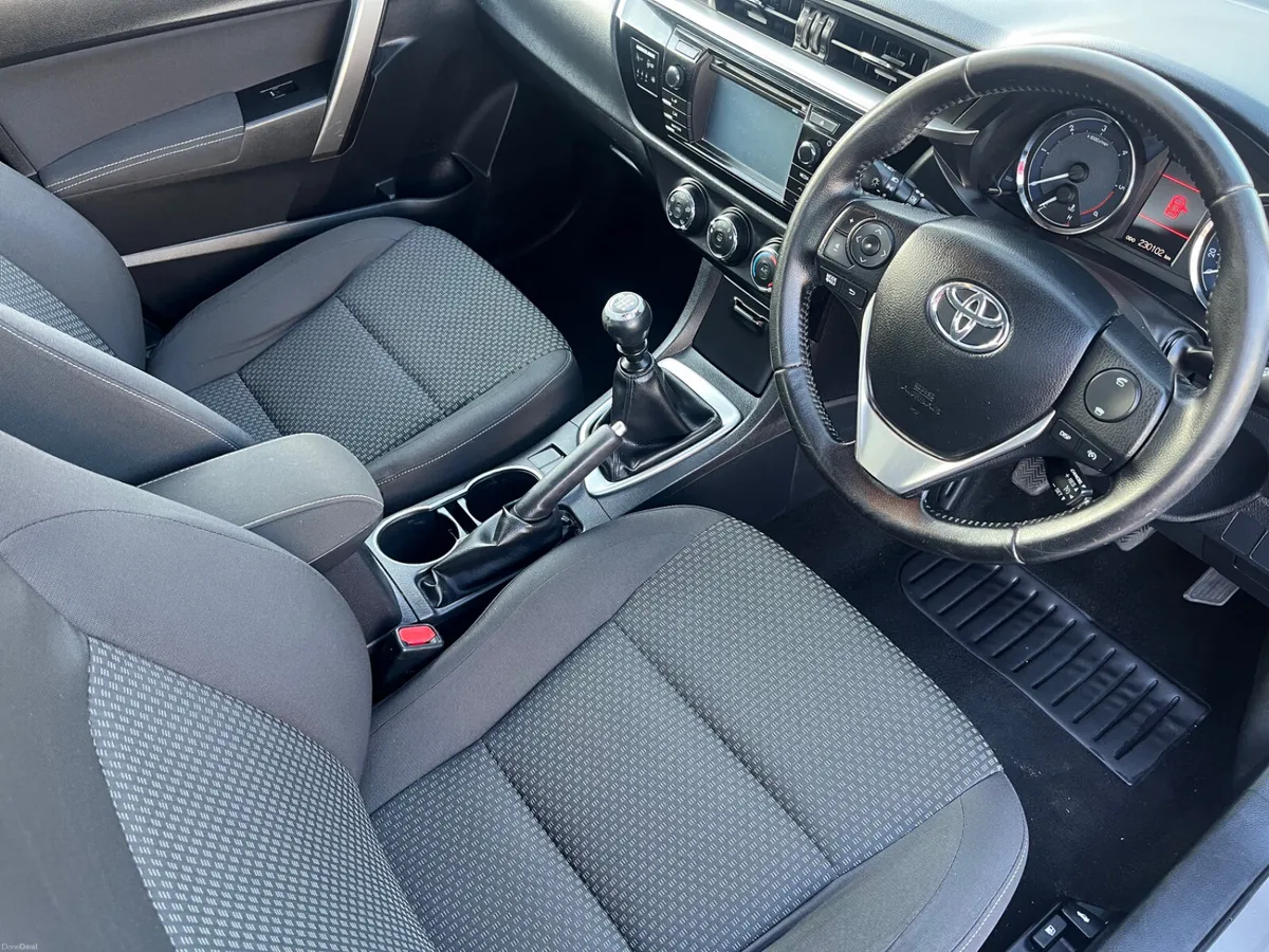 Toyota Corolla 1.4 D-4D Luna - Image 4