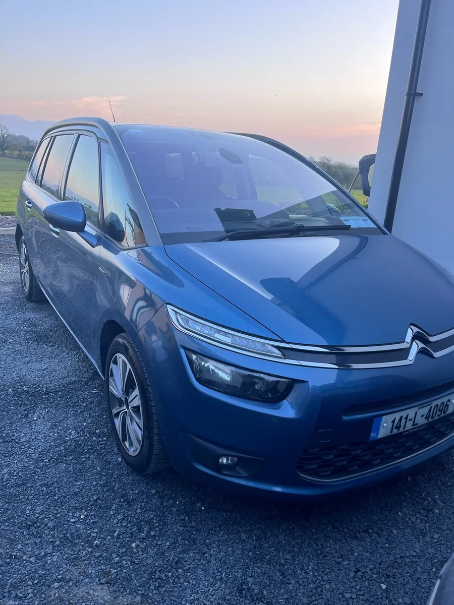 Citroën C4 Grand Picasso 7-seater - Image 1