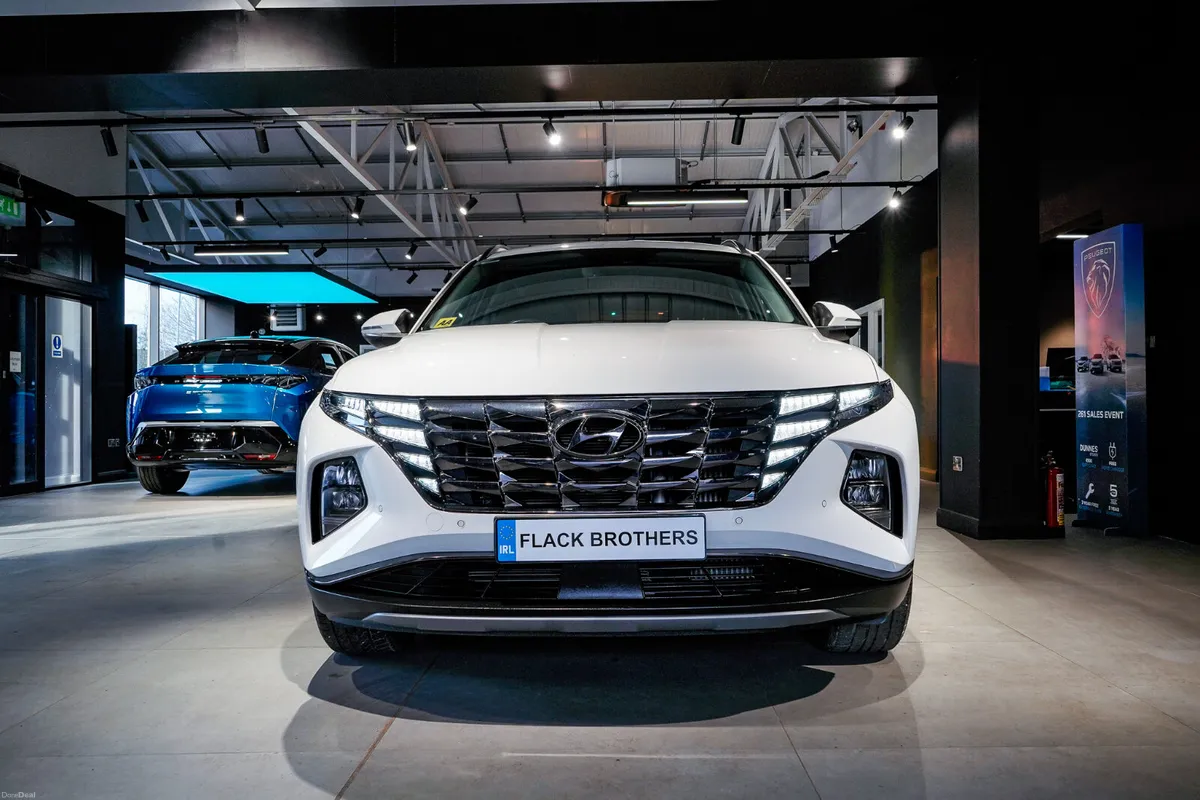 2023 Hyundai Tucson 2WD Executive Plus Diesel - Image 3