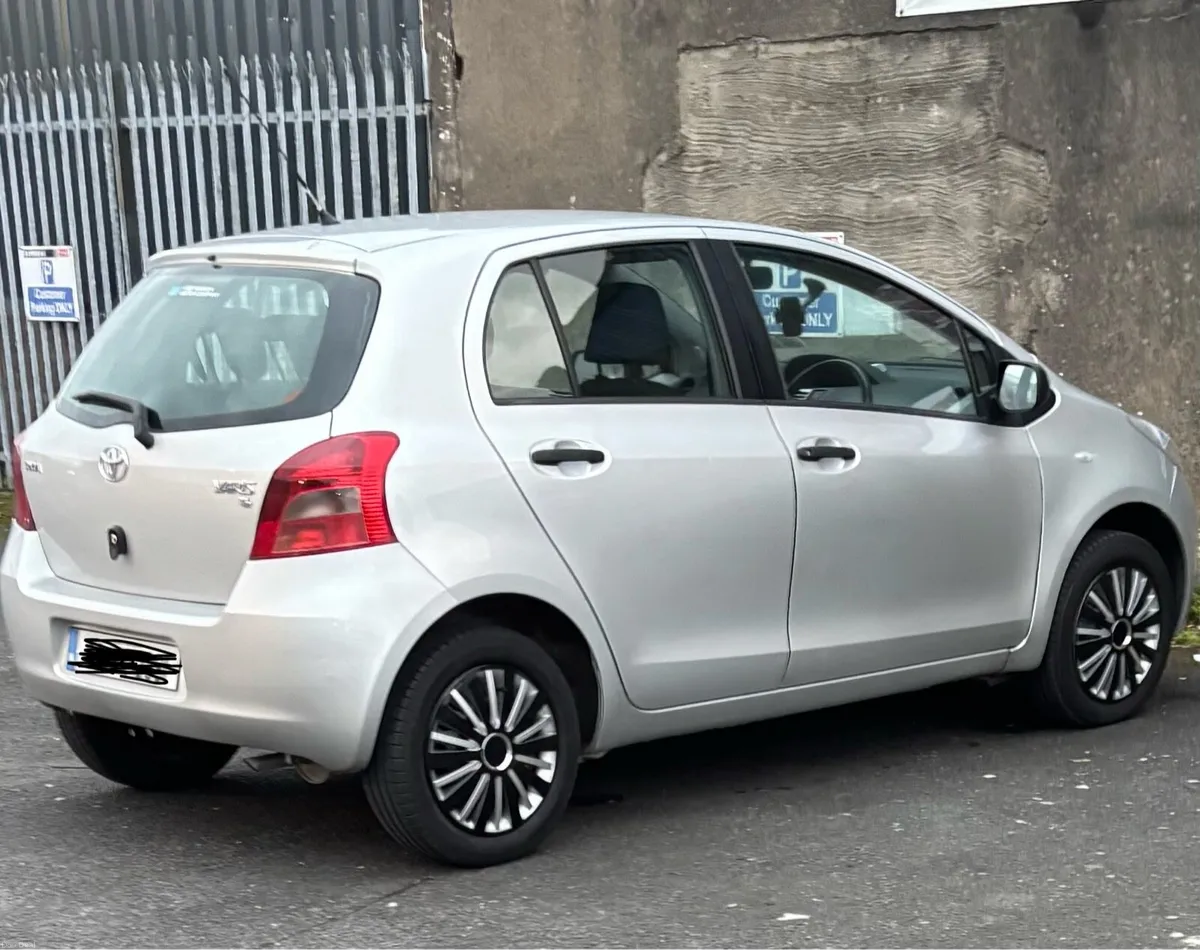 Toyota Yaris - Image 1