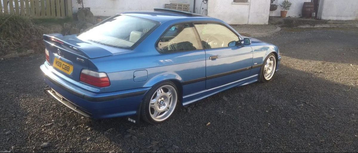 BMW M3 1998 - Image 1