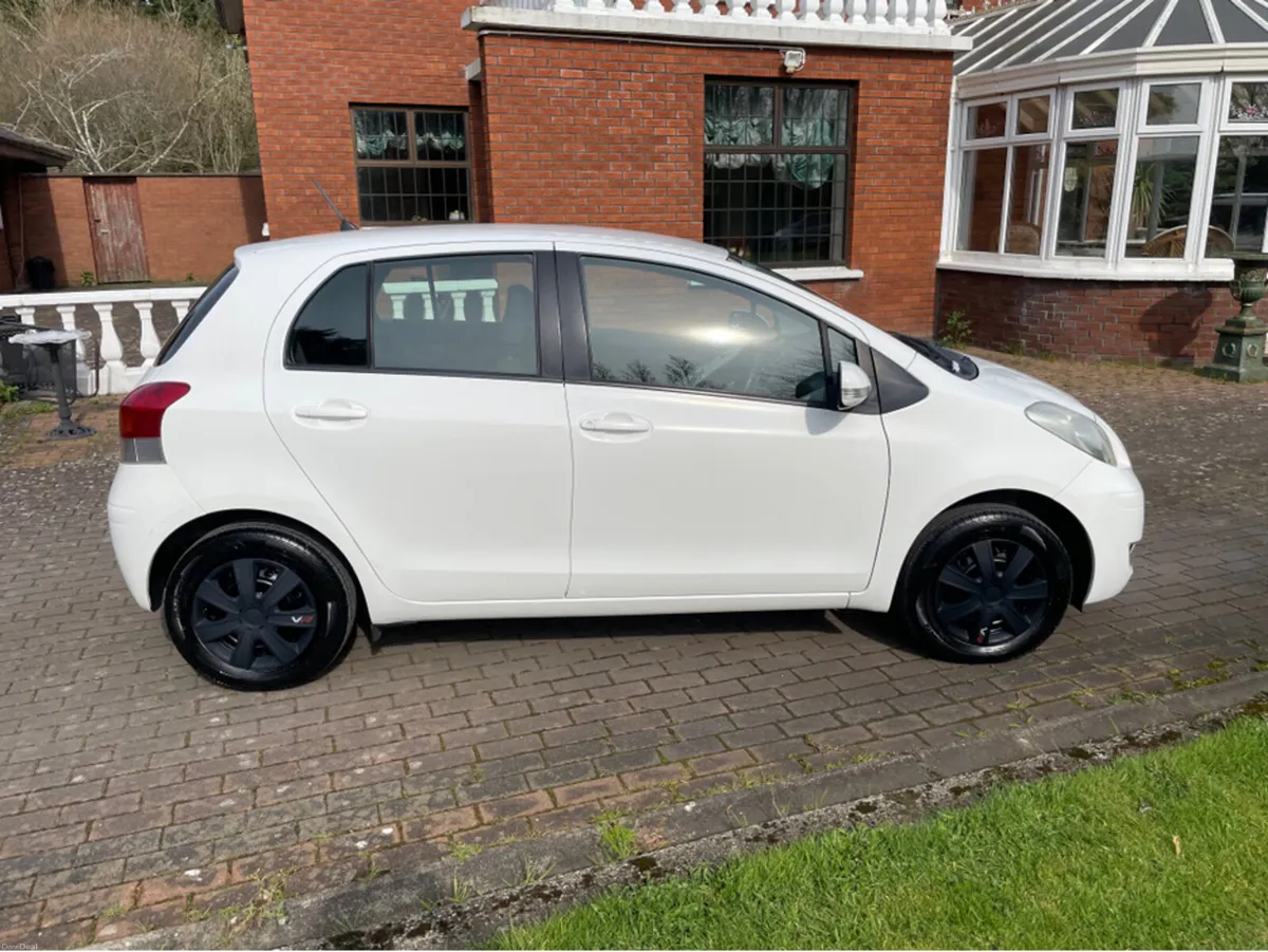 Toyota Yaris KSP90 5DR CVT AUTOMATIC - Image 3